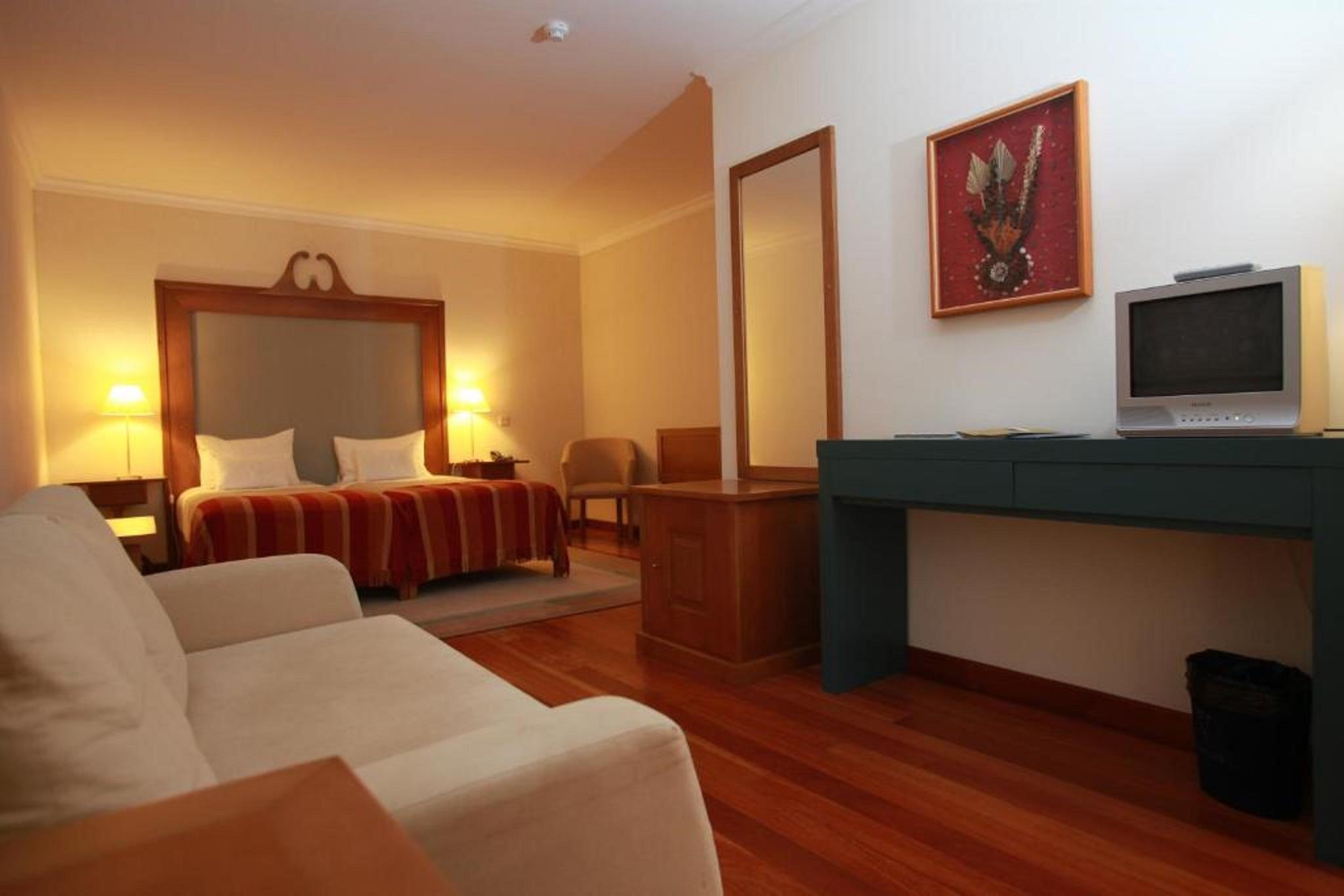 Estalagem Do Vale Hotel Sao Vicente  Exterior photo