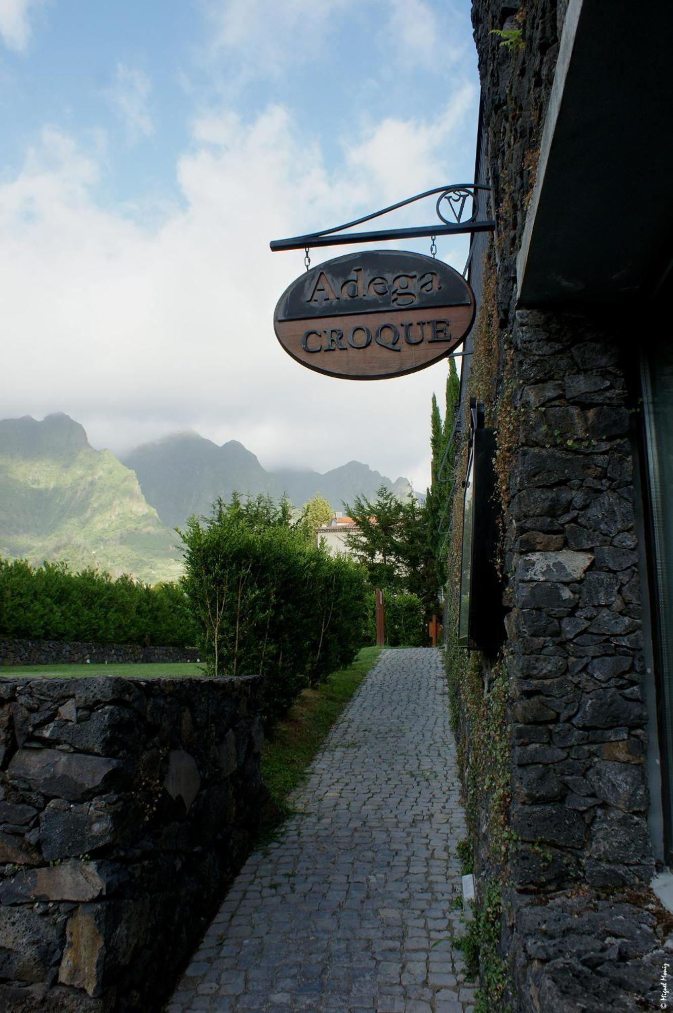 Estalagem Do Vale Hotel Sao Vicente  Exterior photo