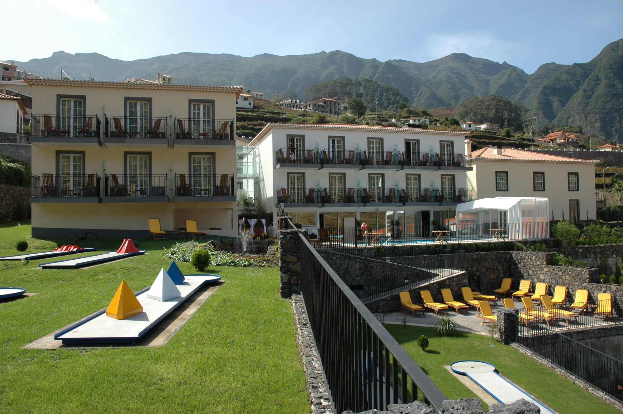 Estalagem Do Vale Hotel Sao Vicente  Exterior photo